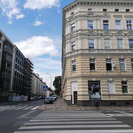Hostel Tulip - Pokoj 5 Ze Wspolna Lazienka I Kuchnia Szczecin Exterior foto