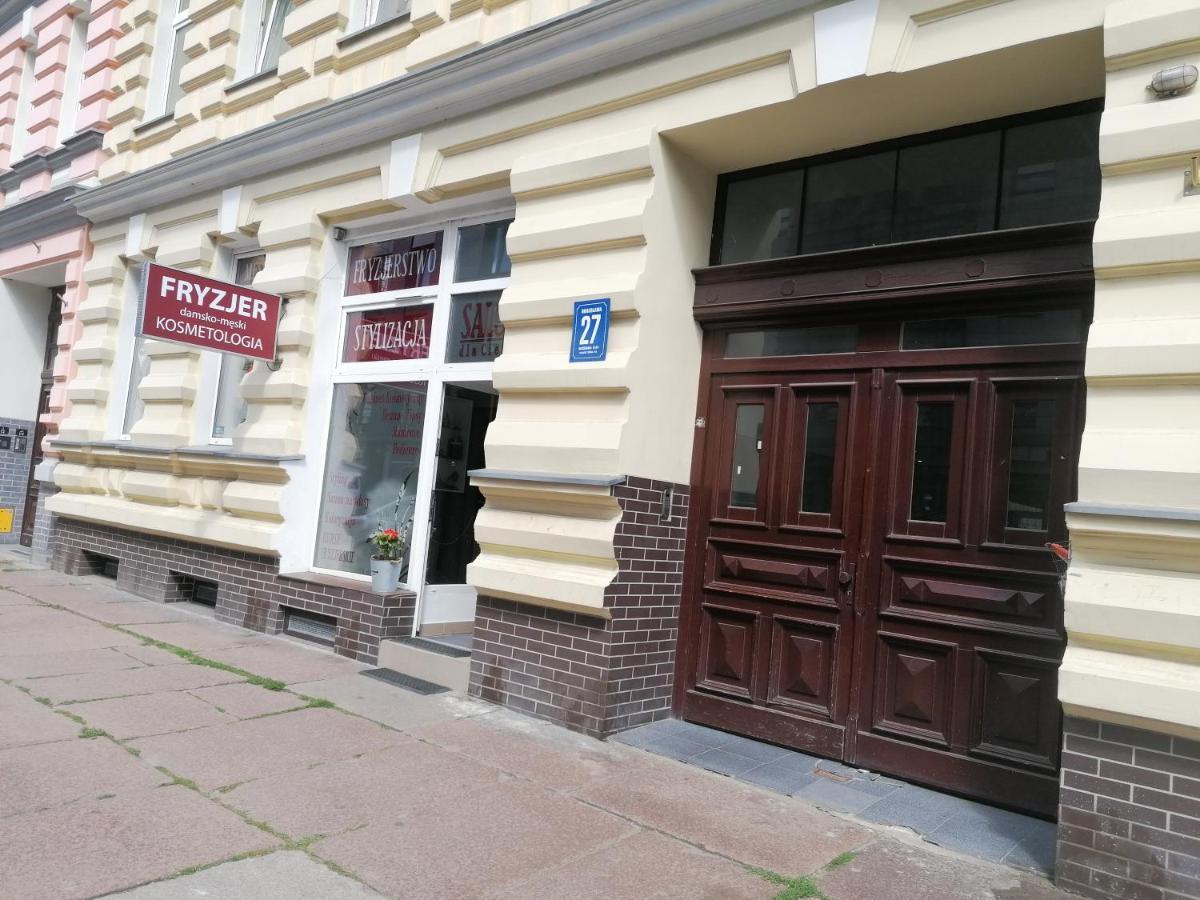 Hostel Tulip - Pokoj 5 Ze Wspolna Lazienka I Kuchnia Szczecin Exterior foto
