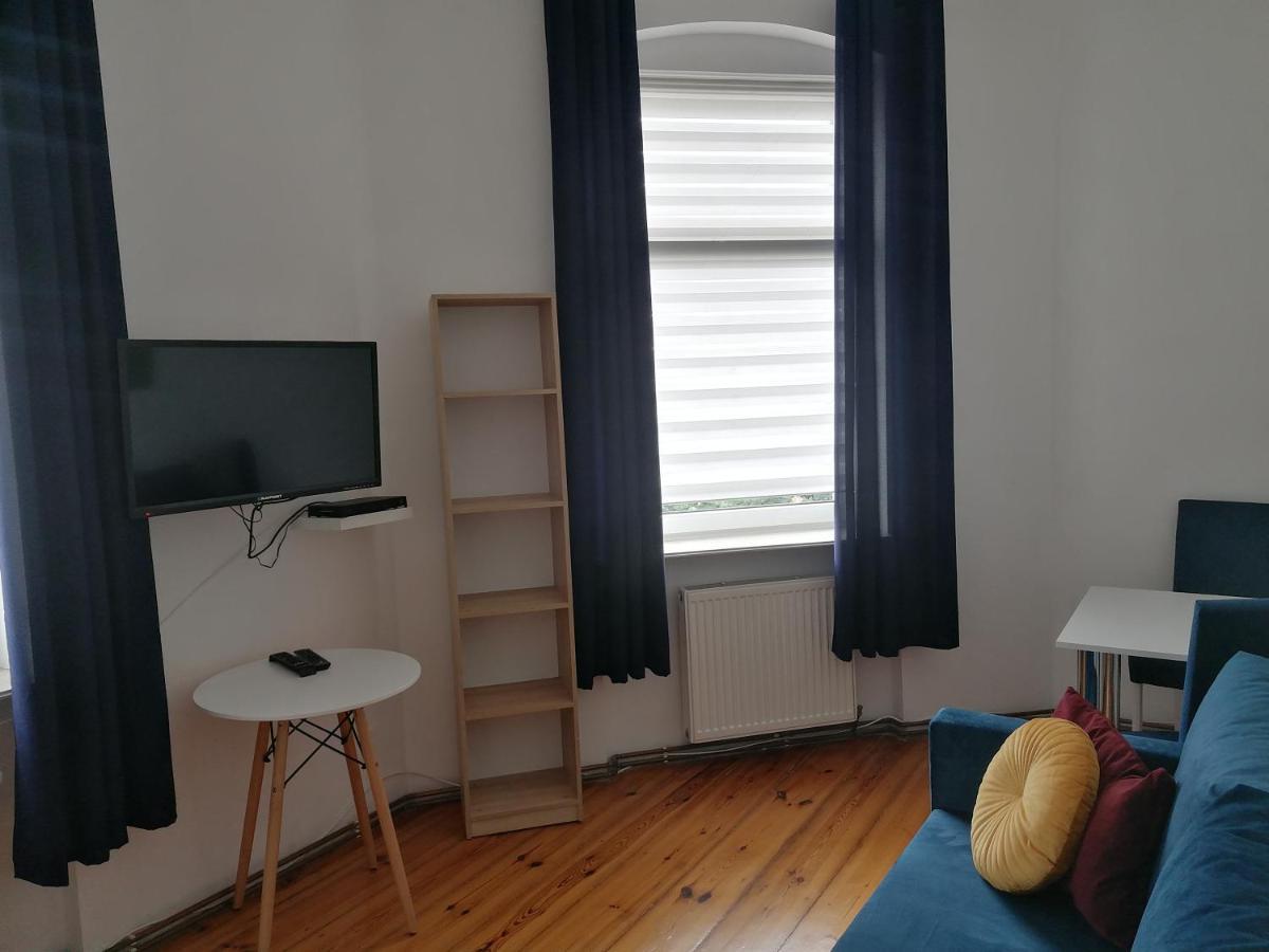 Hostel Tulip - Pokoj 5 Ze Wspolna Lazienka I Kuchnia Szczecin Exterior foto