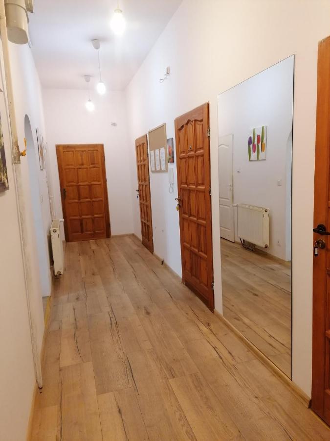 Hostel Tulip - Pokoj 5 Ze Wspolna Lazienka I Kuchnia Szczecin Exterior foto