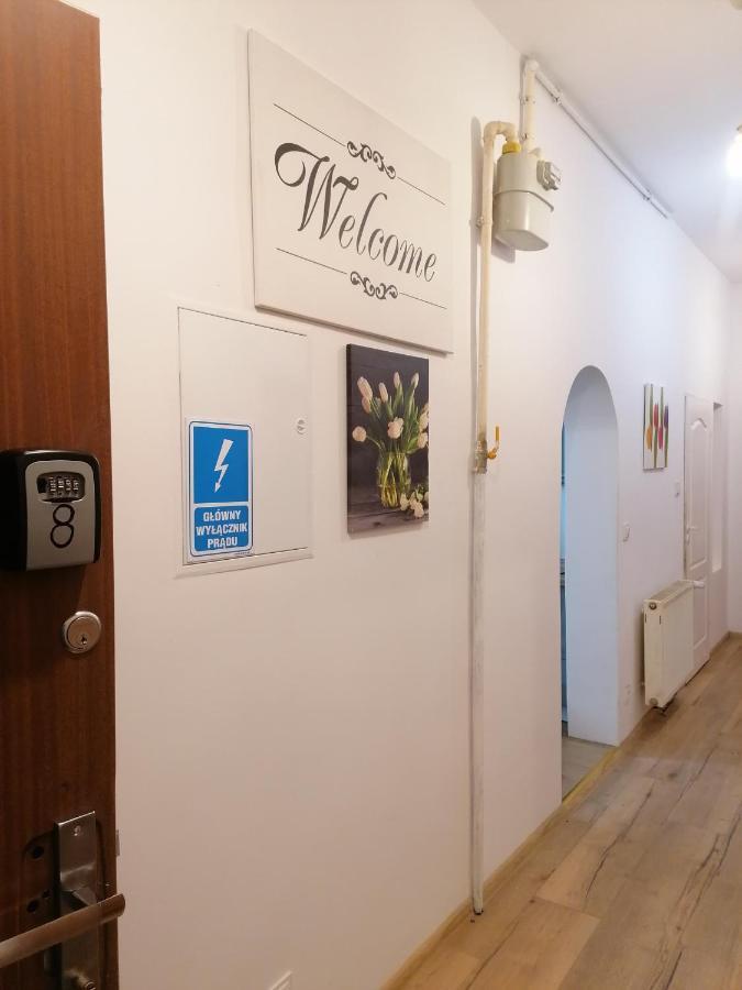 Hostel Tulip - Pokoj 5 Ze Wspolna Lazienka I Kuchnia Szczecin Exterior foto